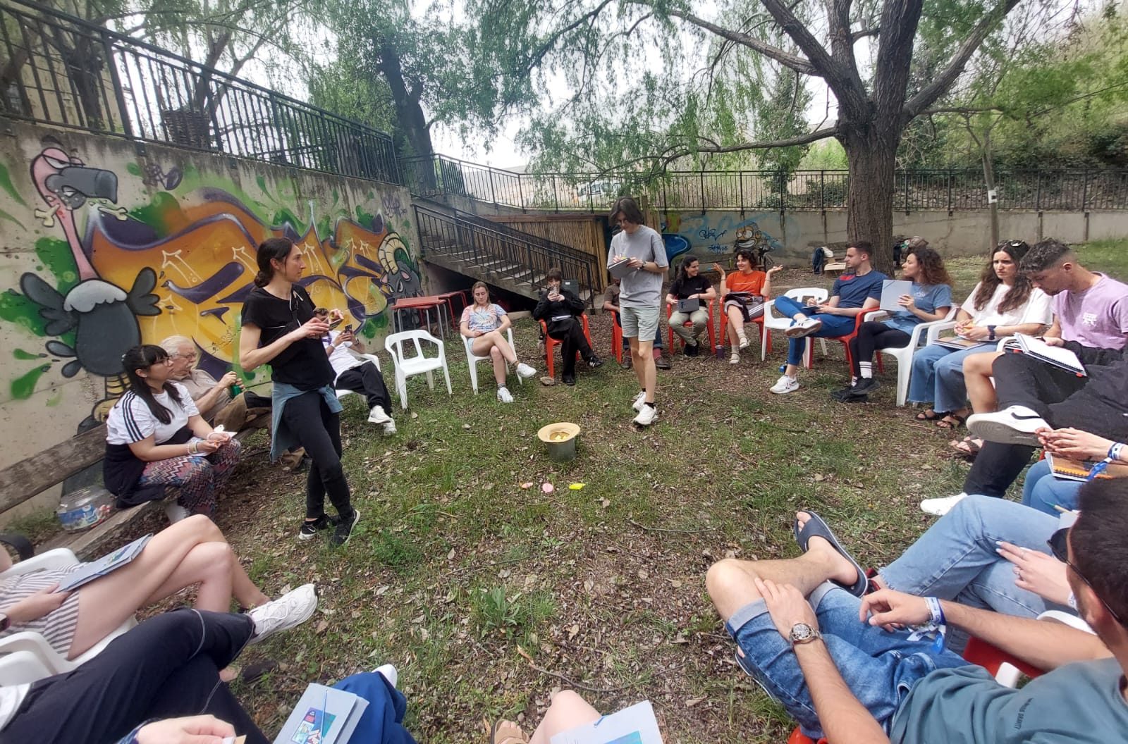 LET’S BUILD GENDER-ECO-FRIENDLY COLLECTIVES