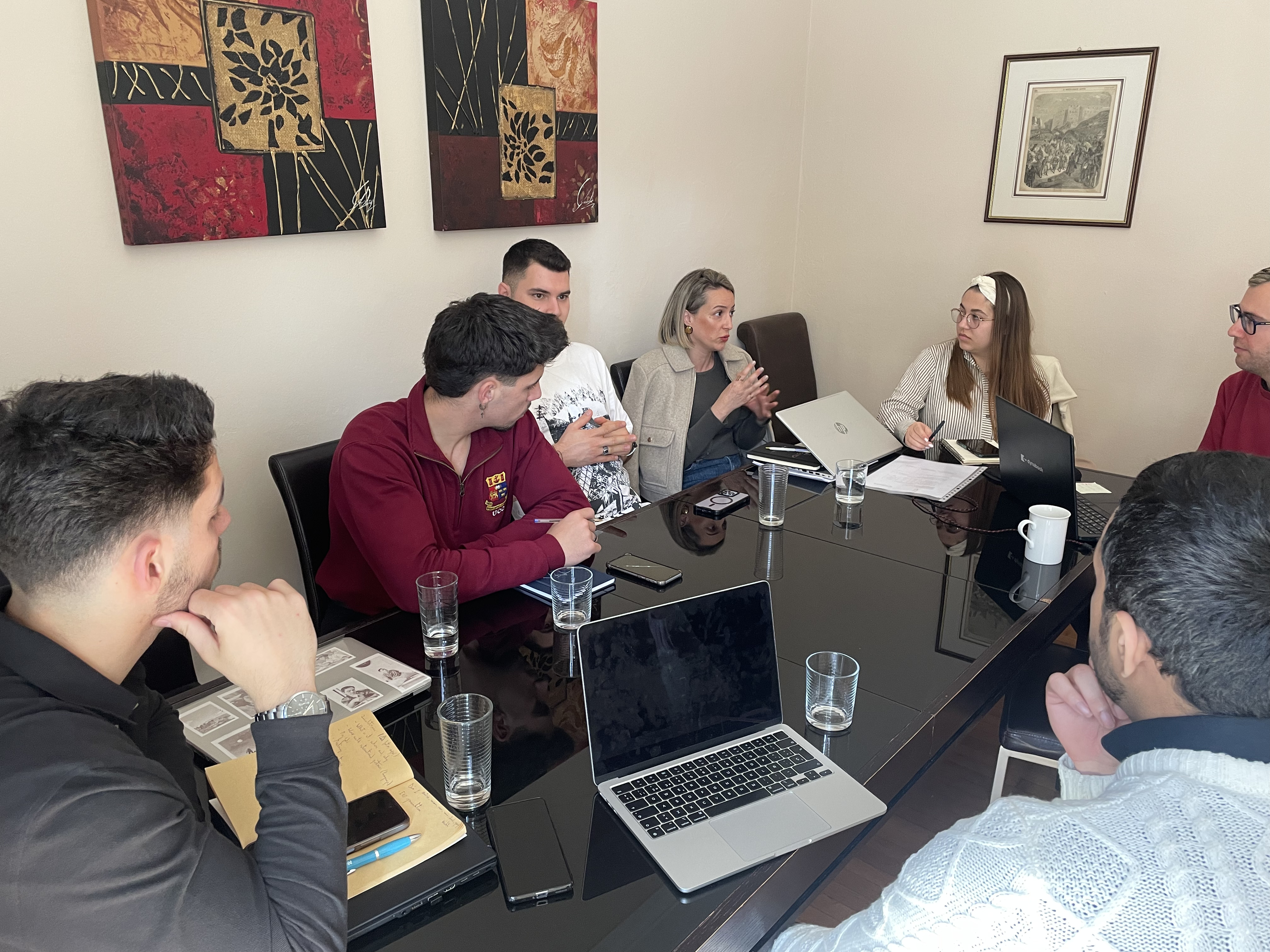 <span  class="uc_style_uc_tiles_grid_image_elementor_uc_items_attribute_title" style="color:#ffffff;">IMG_0133</span>